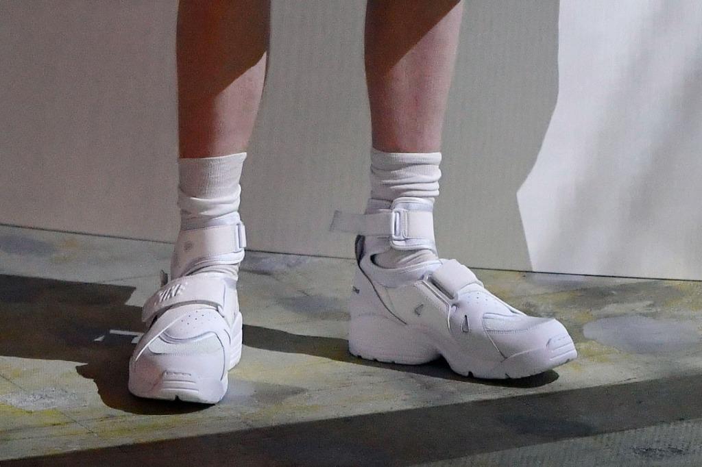 Comme des cheap gar?ons 71 nike