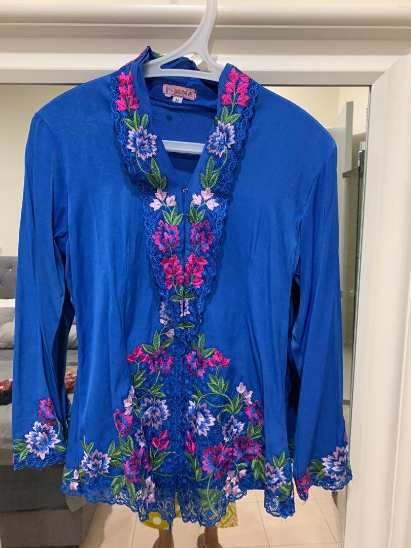 Nyonya Kebaya Women S Fashion Clothes Tops On Carousell