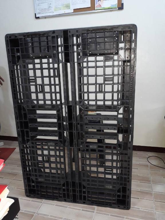 plastic pallet paleta (Category: Construction & Building Materials) located in Marikina City. Submitted by irene.00999 (Listing ID 1085559201, Image 2). Description: plastic pallet good as new - slightly used 120 x 80 x 14 cm - 1 ton color black Call us for more info and free quote 8 two 8 eight-8 7 4 six / 7 9 4 four -0 9 1 two / 8 4 7 7 -0 5 2 one 0 9 3 3 2 9 4 5 8 4 5 0 9 7 7 1 9 8 0 3 4 0 Email us here: joekelcee@gmail.com .