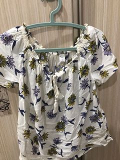 (Kategori: ) berada di . Dikirim oleh beccasclothes (ID iklan 1085707493, Gambar 1). Deskripsi: .