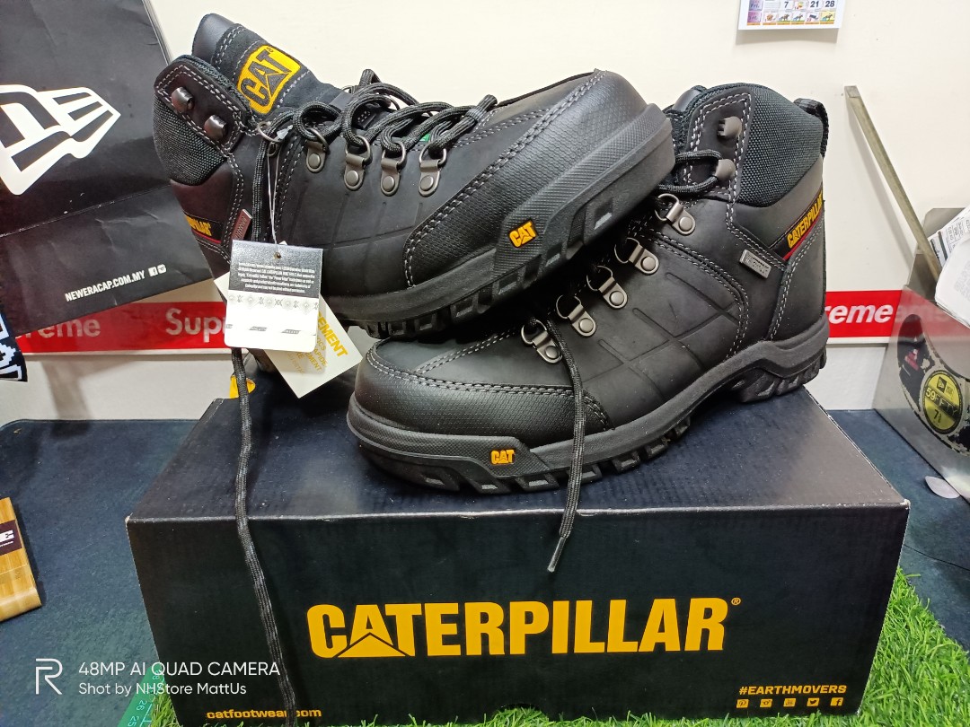 caterpillar phantom boots
