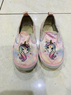 Sepatu anak h&m preloved unicorn