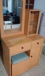 Vanity Desk / Dresser