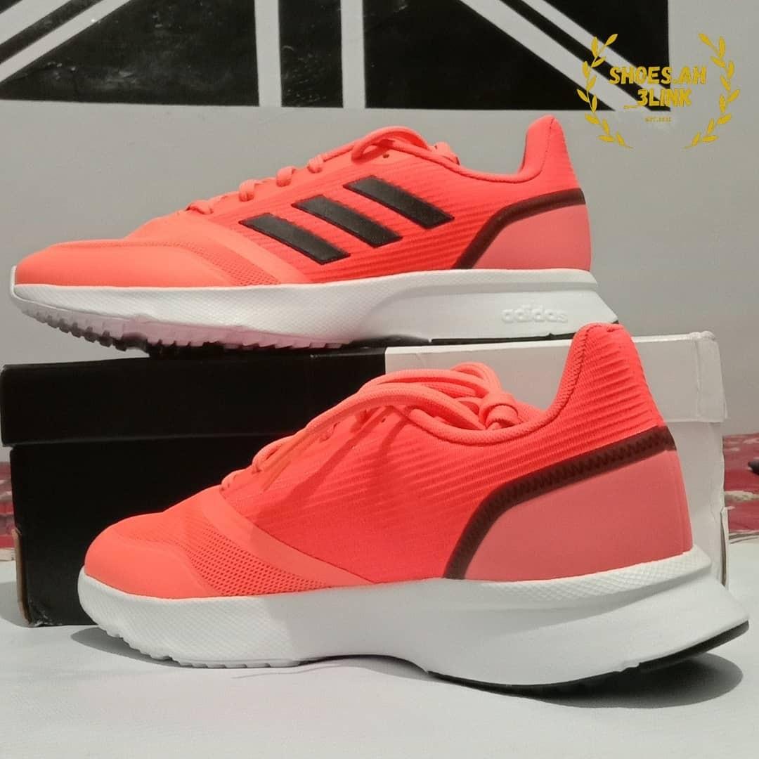 ADIDAS NOVA FLOW RUNNING (EH1361), Fesyen Pria, Sepatu , Lainnya di  Carousell