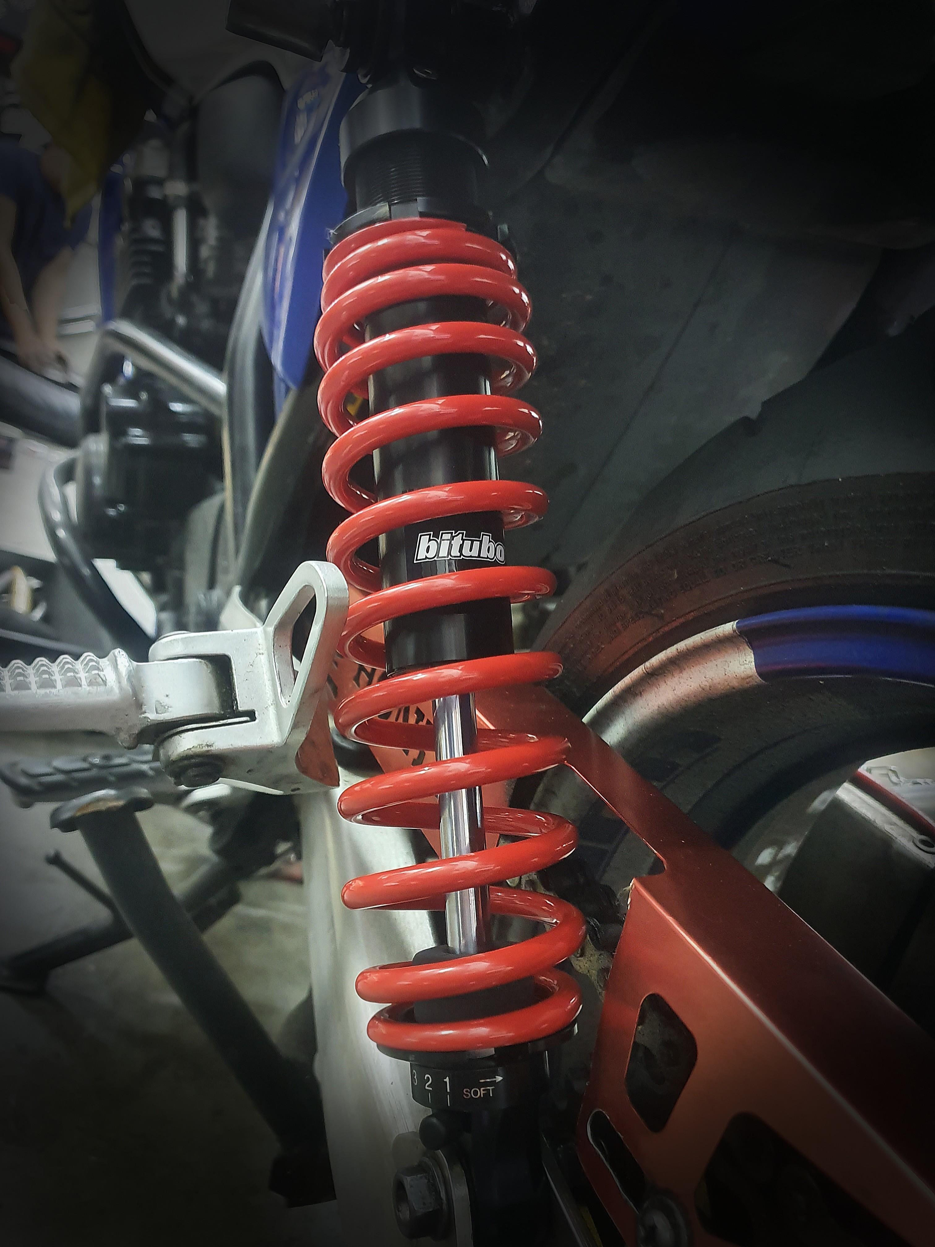 Bitubo CB400 WME Suspension, Motorcycles, Motorcycle Accessories on