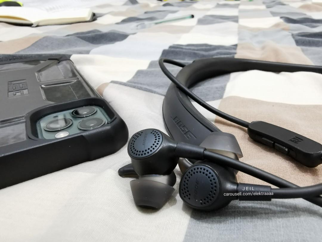 Bose Quiet Control 30 (Category: Headphones & Headsets) located in Las Pinas. Submitted by elektraaaa (Listing ID 1085832019, Image 1). Description: Selling my Bose QuietControl 30 Wireless Headphones Specs: https://www.boseapac.com/en_in/products/headphones/earbuds/quietcontrol-30.html#v=qc30_black ▫️Aesthetics, battery life, and noise cancellation: EXCELLENT! ▫️Perfect for WFH use ▫️Seldom used ▪️Box, case, and cable was unfortunately left at S