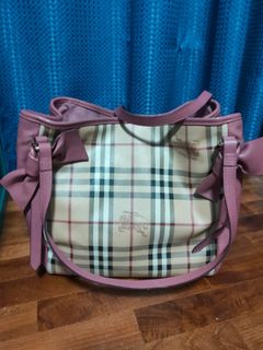 (Category: ) located in . Submitted by doggiewardrobe (Listing ID 1085838481, Image 1). Description: .