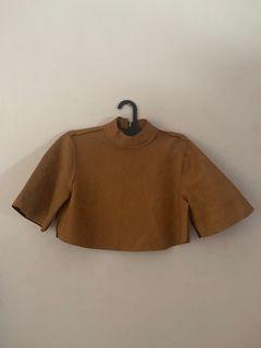 crop top coklat