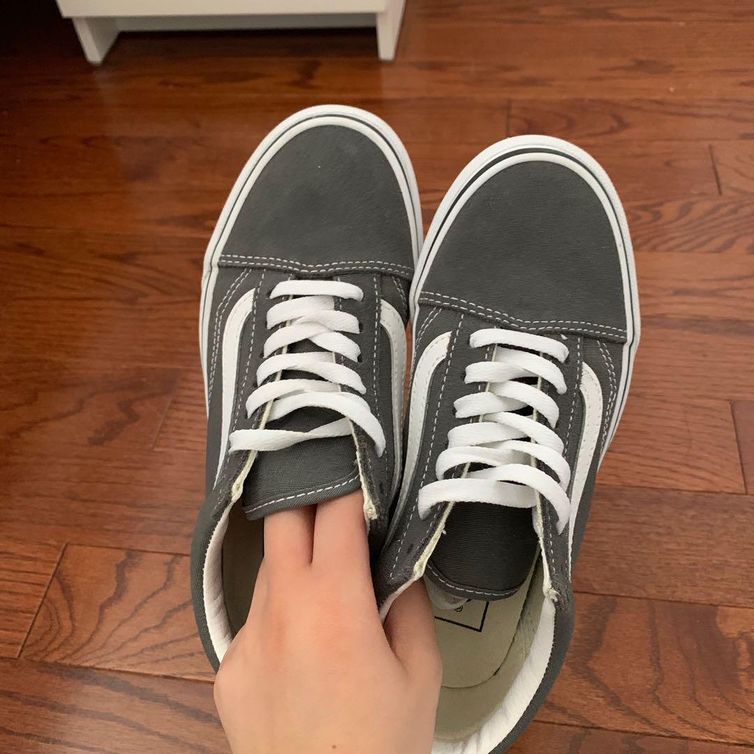 Womens dark grey vans 2025