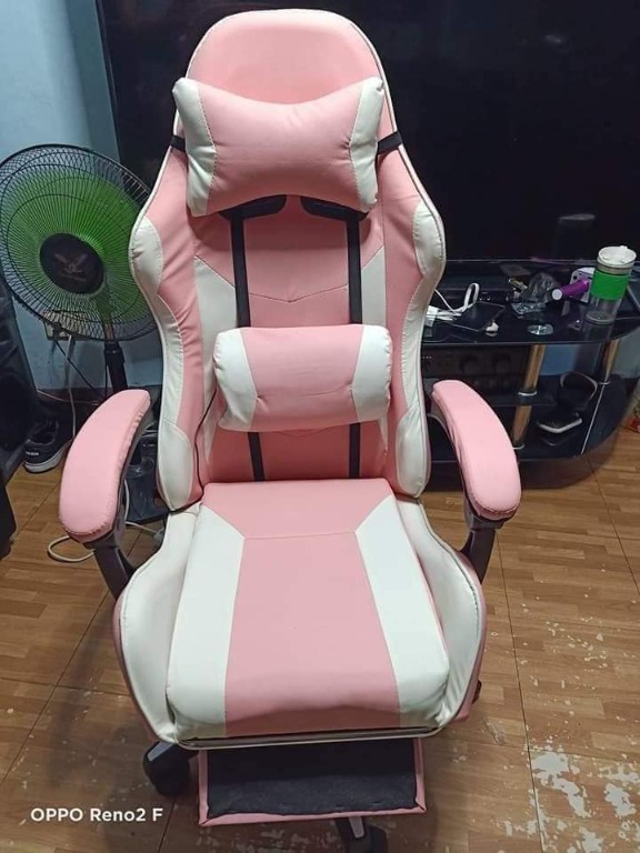 gaming chair, Furniture & Home Living, Office Furniture & Fixtures on