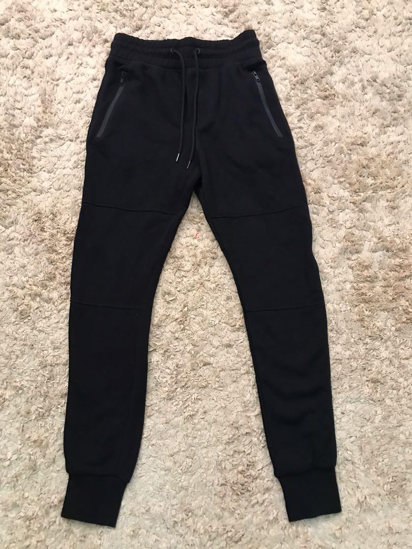 H M divided Jogger Pants Men s Fashion Bottoms Joggers on Carousell