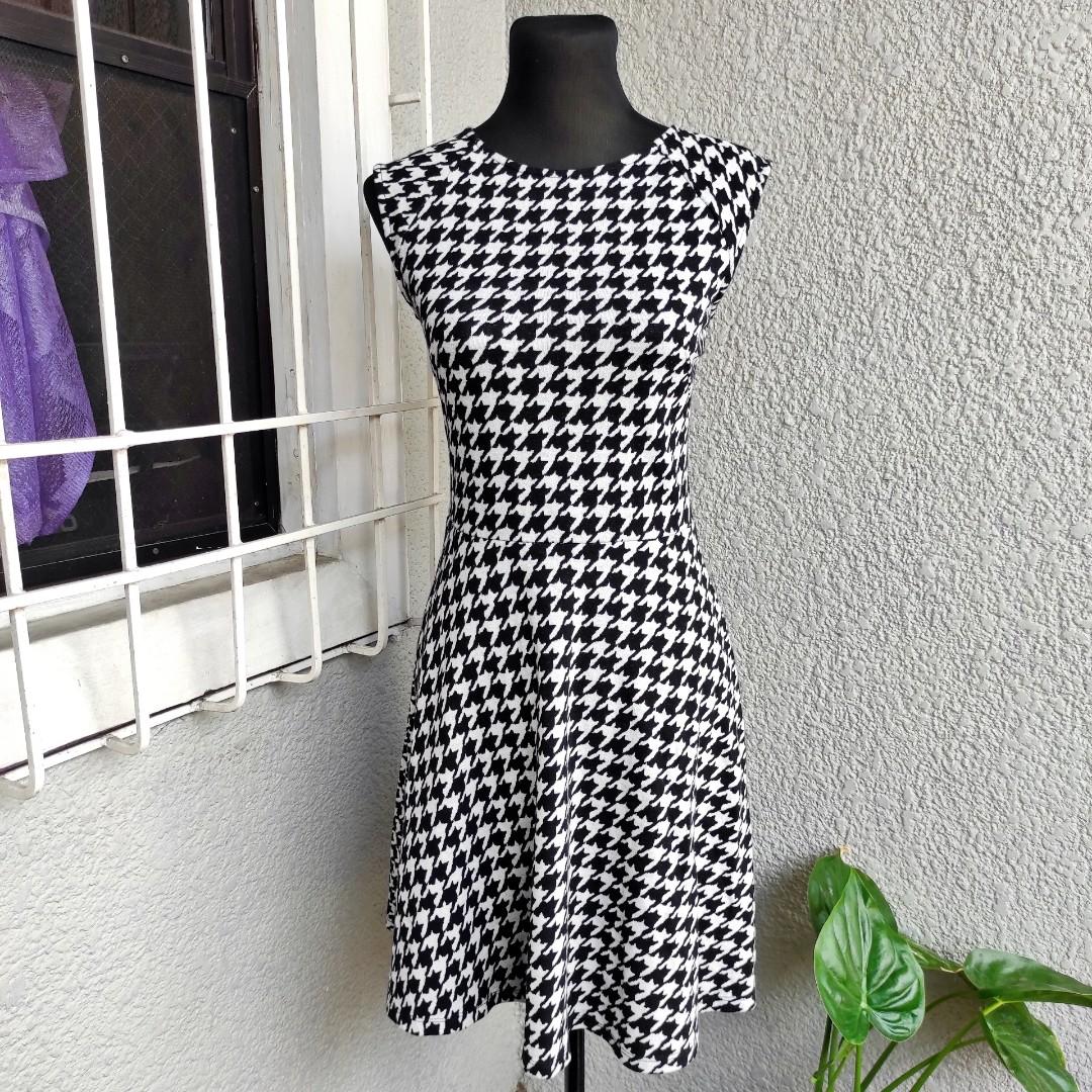 H\u0026M Houndstooth Pattern Sleeveless 