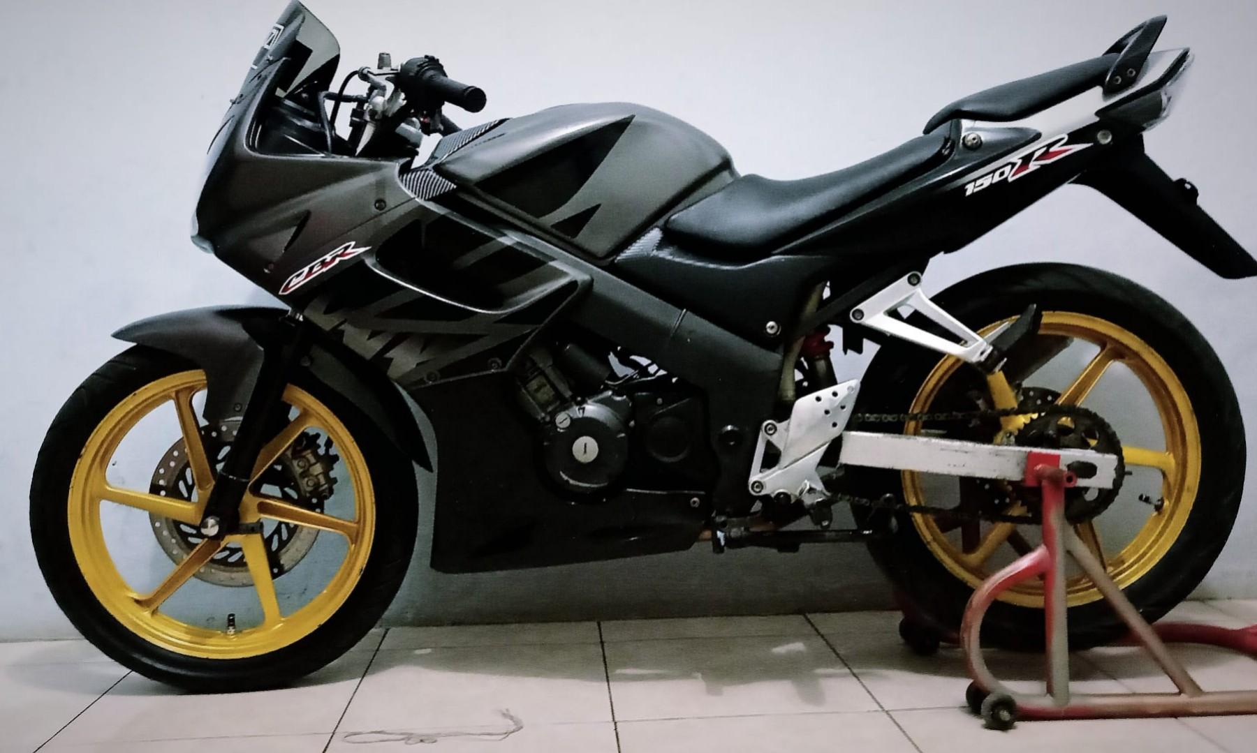 Honda CBR 150 old 2005 Motor di Carousell