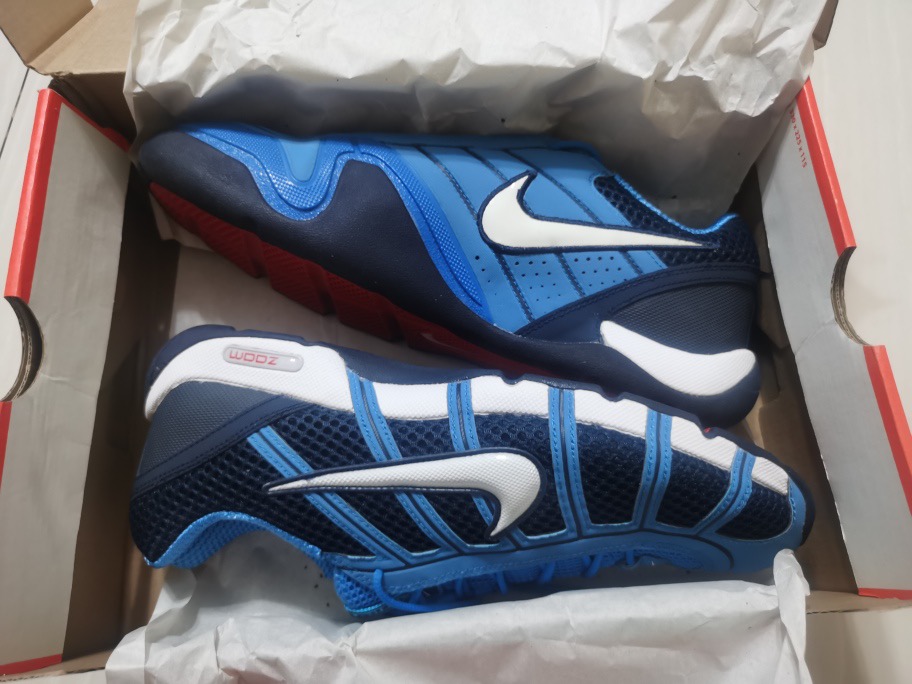 nike air fencing shoes (blue) US size 10, Men's Fashion, Activewear on Carousell