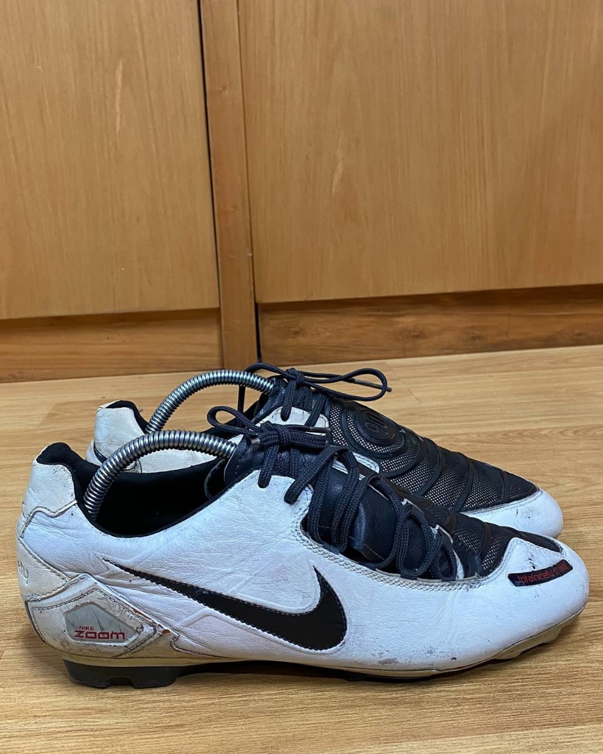 Nike Total 90 strike L HG size 43 insole 27 5cm Olah Raga