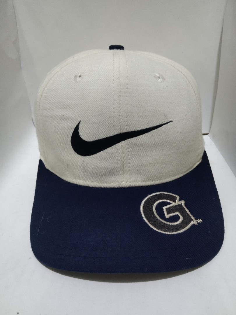nike vintage snapback