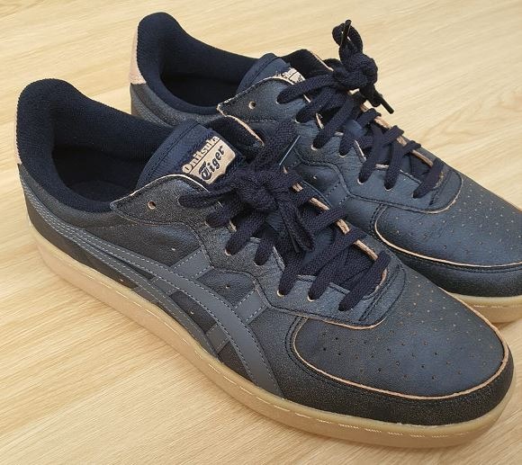 Black leather onitsuka tiger cheap