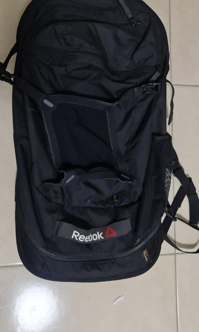 REEBOK Bags 22 L Backpack Green - Price in India | Flipkart.com