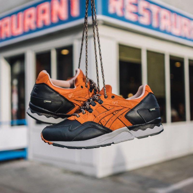 LIMITED EDITION Packer X ASICS GEL Lyte V G TX Scary Cold Black Brown