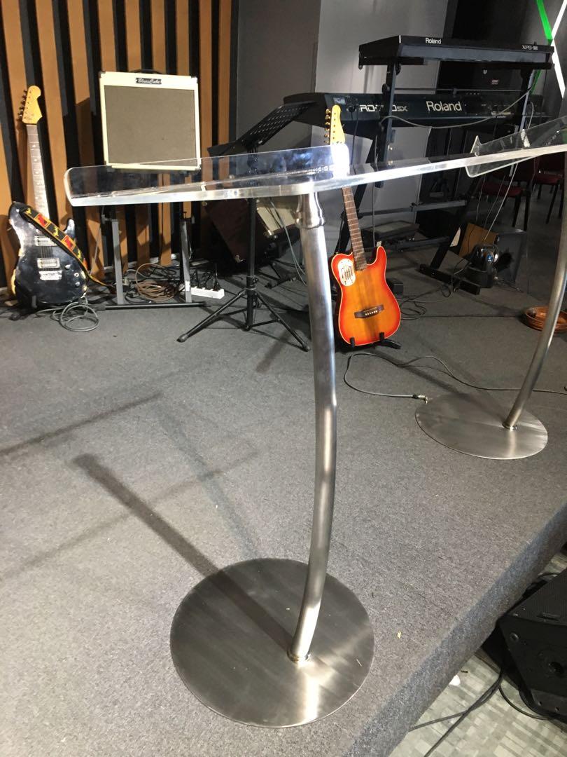 Podium/ Pulpit and Table (Category: Office Furniture & Fixtures) located in San Pedro. Submitted by draftingtablemaker (Listing ID 1085827869, Image 1). Description: Modern Pulpit and Table Acrylic Clear Top Stainless Frame and Base.