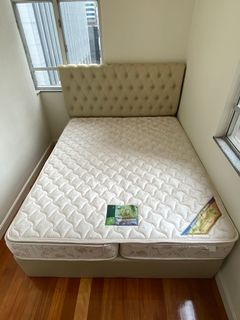 （分類：）位於 。 由 klift 提交（商品編號 1085815455，圖片 1）。簡介： 。