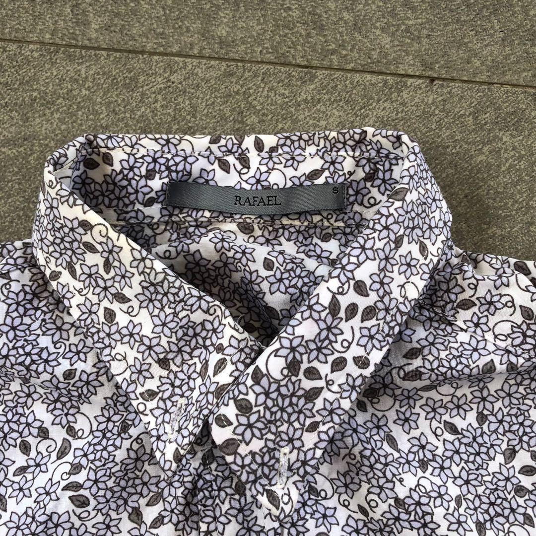 Rafael Longsleeves (Category: Longsleeves) located in San Pascual. Submitted by declutter02 (Listing ID 1085770555, Image 2). Description: Rafael longsleeve xs-s only used once in perfect condition 10/10.