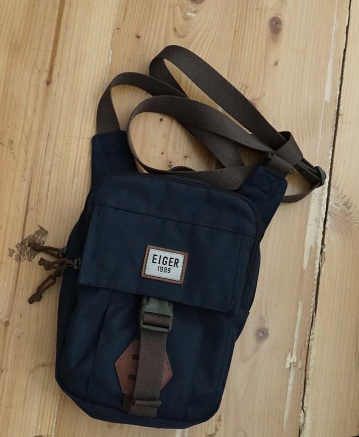 Sling bag best sale eiger