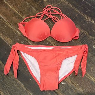 (Category: ) located in . Submitted by ninjusel (Listing ID 1085890974, Image 1). Description: .
