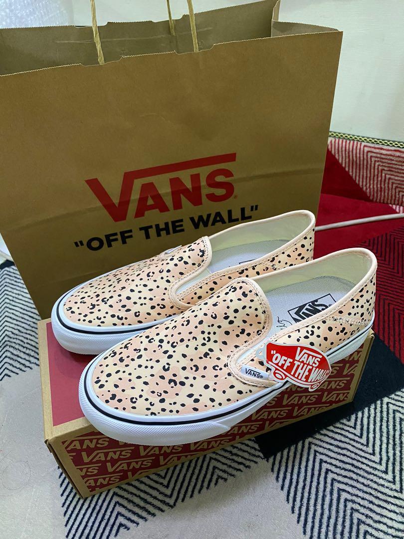 Vans leila sales hurst slip on