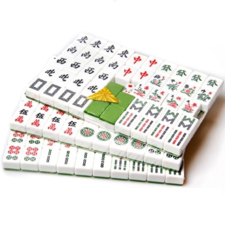 全新30mm 台灣麻雀馬吊麻將Mahjong 全144隻+2隻後備連盒嚦咕嚦咕無字花象眼獨獨門清拉莊連一共一百鳩幾番, 傢俬&家居, 家居裝飾, 咕𠱸- 全新30mm 台灣麻雀馬吊麻將Mahjong 全144隻+2隻後備連盒嚦咕嚦咕無字花象眼獨獨門清拉莊連一共一百鳩幾番, 傢俬&家居, 家居裝飾, 咕𠱸-