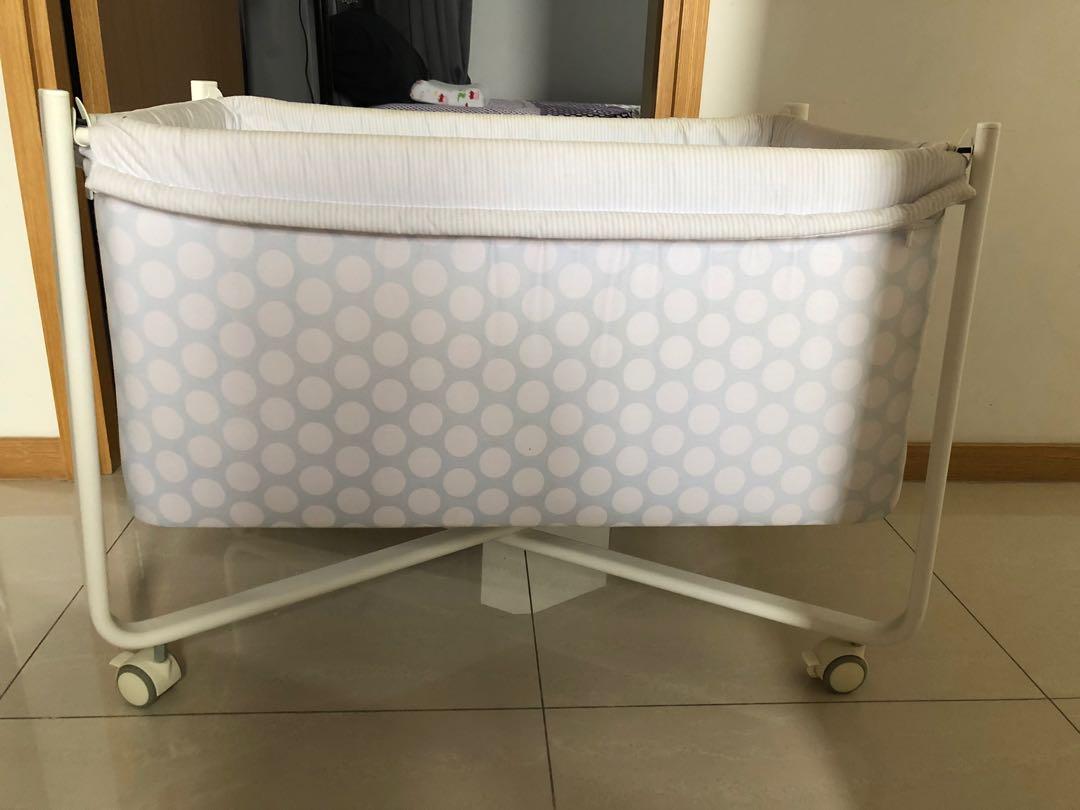 Bedside cot Spanish Brand, Babies & Kids, Baby Nursery & Kids