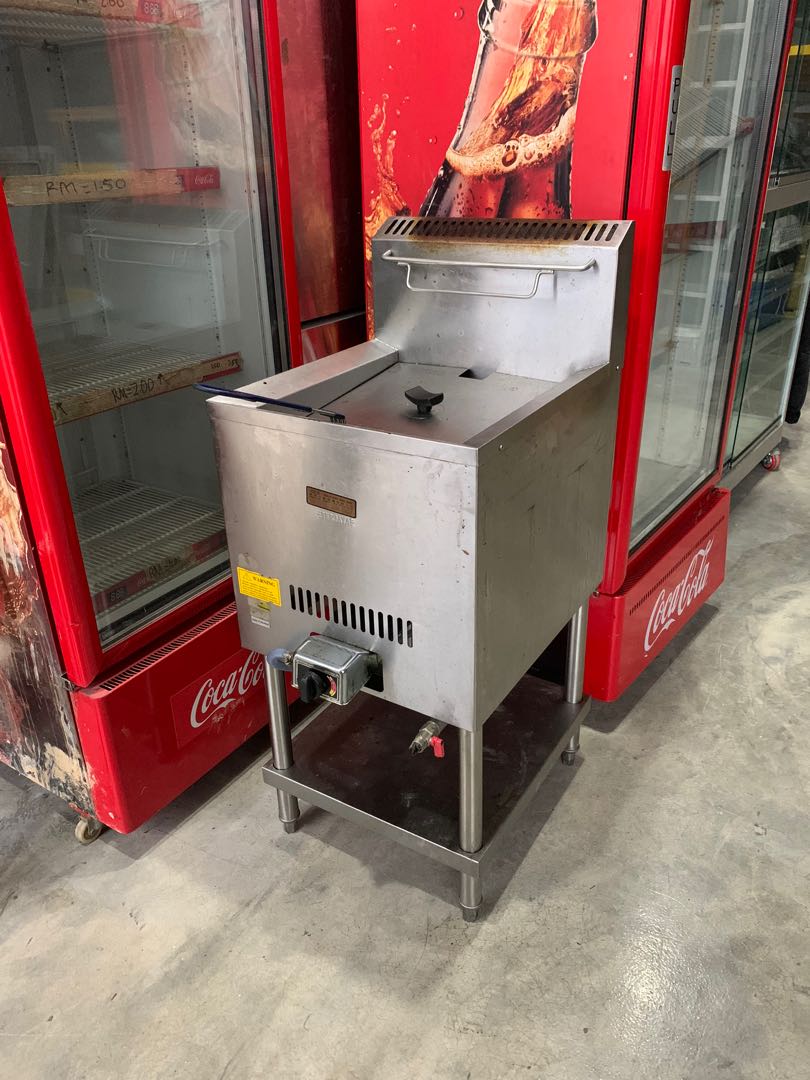 Berjaya S/S Commercial Gas Deep Fryer, TV & Home Appliances, Kitchen
