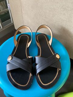 (Category: ) located in . Submitted by reloved.it (Listing ID 1085941915, Image 1). Description: .