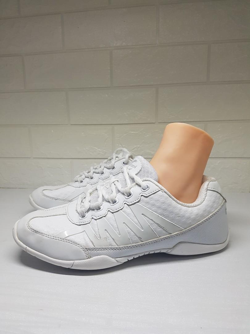Chasse apex hot sale cheerleading shoes