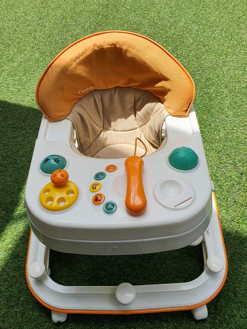 Combi baby activity walker top