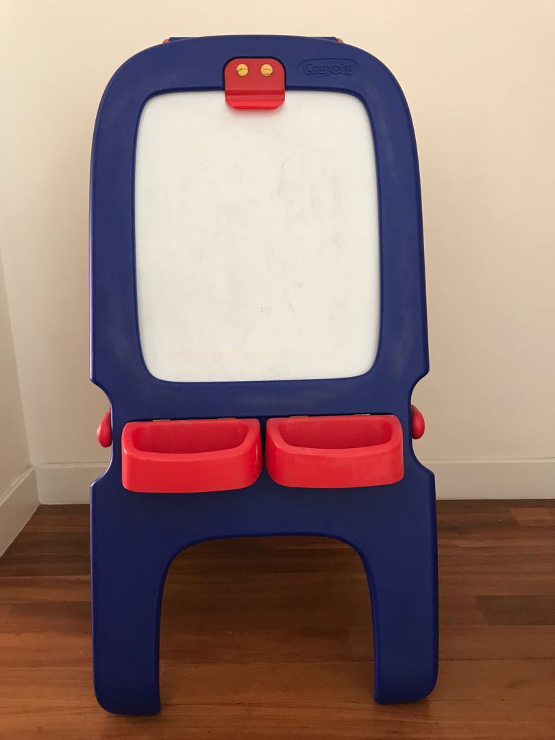 Crayola Folding Easel, Babies & Kids, Going Out, Strollers on Carousell