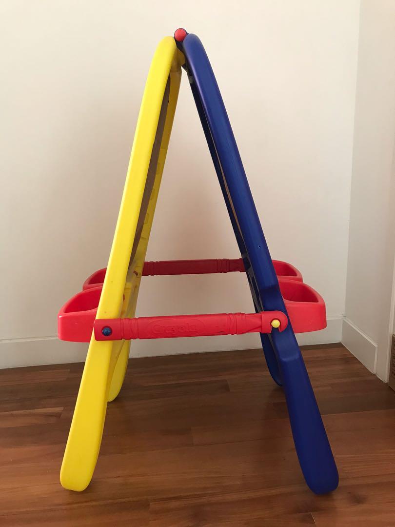 Crayola Folding Easel, Babies & Kids, Going Out, Strollers on Carousell