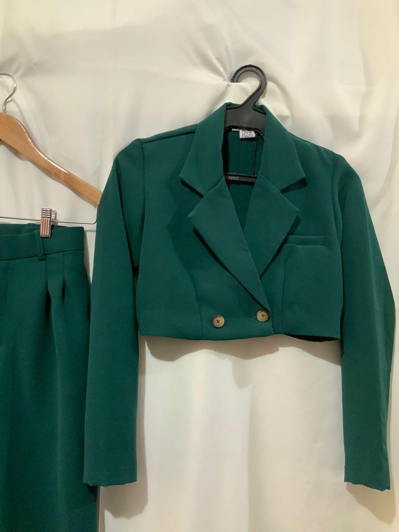 Women's Crop Blazer and Formal Pants Set Available.🧚‍♀️🤍 Color :- Nude,  Brown and Black. Size :- S M L Xl. Contact us / viber / dm… | Instagram