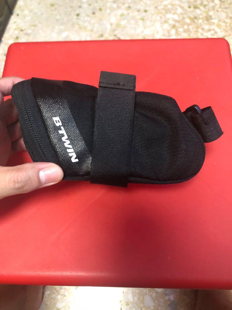 Decathlon shop saddle bag