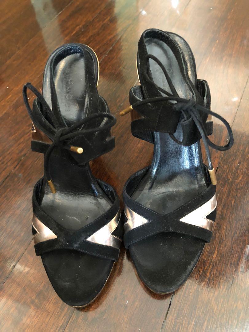 LAST DAYS Gucci Black and Gold Sandal Heels Luxury Sneakers