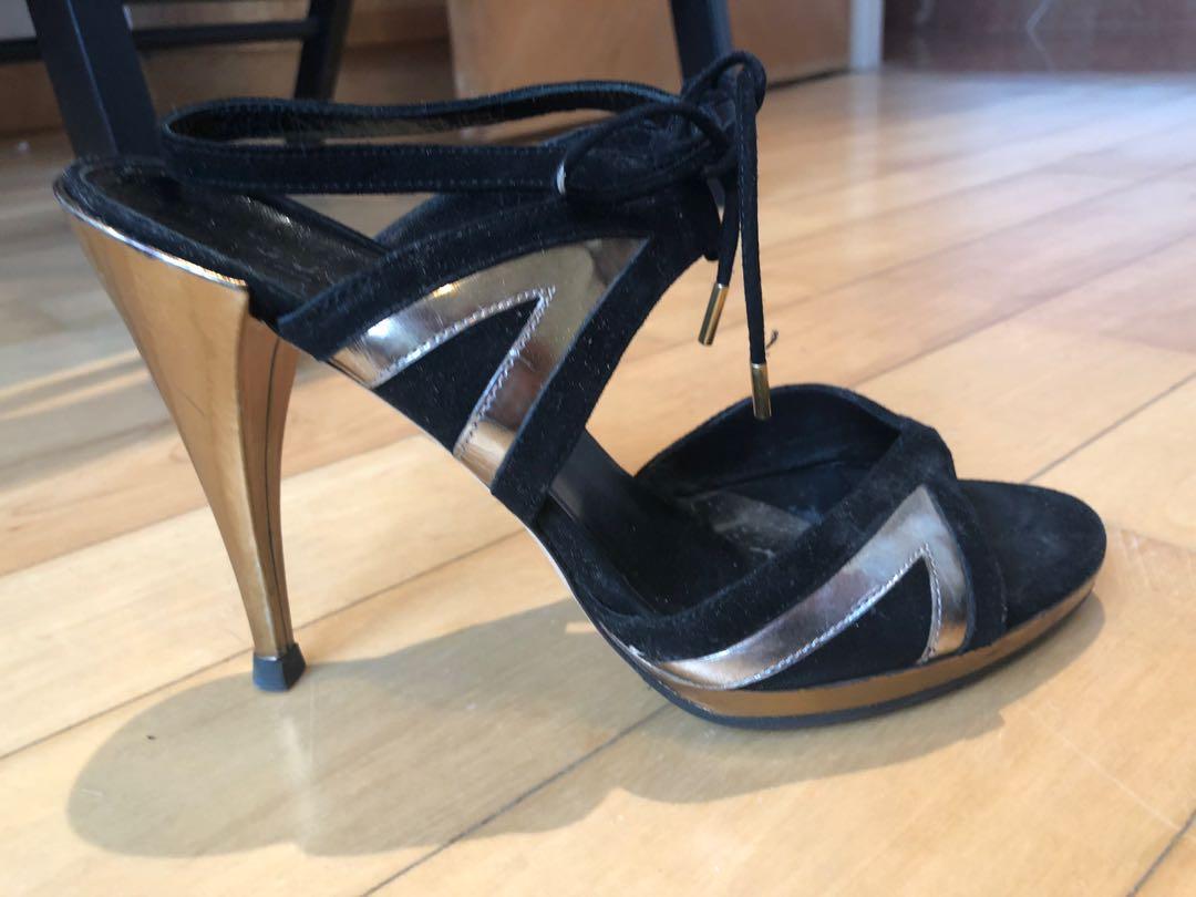 Gold gucci sandal best sale heels