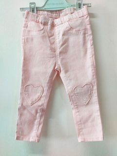 (Category: ) located in . Submitted by avalilypreloved (Listing ID 1085989057, Image 1). Description: .