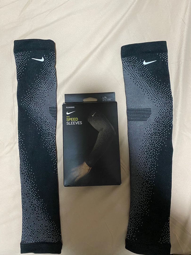 Nike Breaking 2 Running Sleeve 💯 ORI, Men's Fashion, Activewear on  Carousell