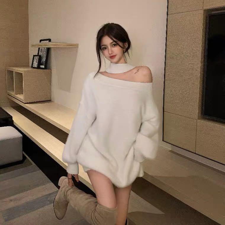 White oversized off clearance the shoulder sweater