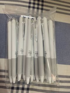 （分類：）位於 。 由 starssssss 提交（商品編號 1085958406，圖片 1）。簡介： 。