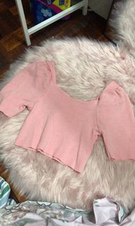 (Category: ) located in . Submitted by ladybloomluxe (Listing ID 1086115351, Image 1). Description: .