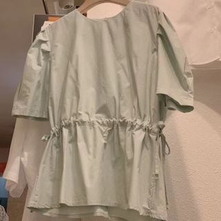 (Category: ) located in . Submitted by clothley (Listing ID 1085991218, Image 1). Description: .