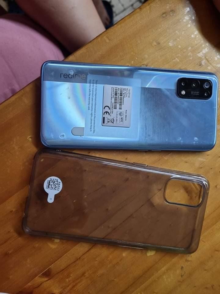 Real me 7 pro (Category: Realme) located in Pasig City. Submitted by crystal08.bear (Listing ID 1085961314, Image 1). Description: wala pa po 2mos yan nung april ko lang binili..need ko lang po ng pera pambayad sa utang...