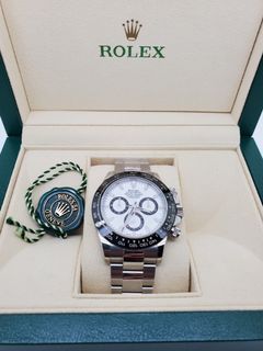 (Category: ) located in . Submitted by kenwatches (Listing ID 1086040137, Image 1). Description: .