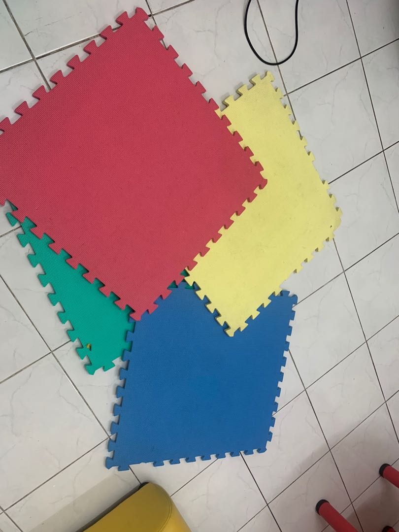 Safety rubber mat, Babies & Kids, Baby Nursery & Kids Furniture, Safety Gates, Locks